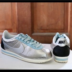 Nike Cortez Metallic Silver Baby Blue 8.5